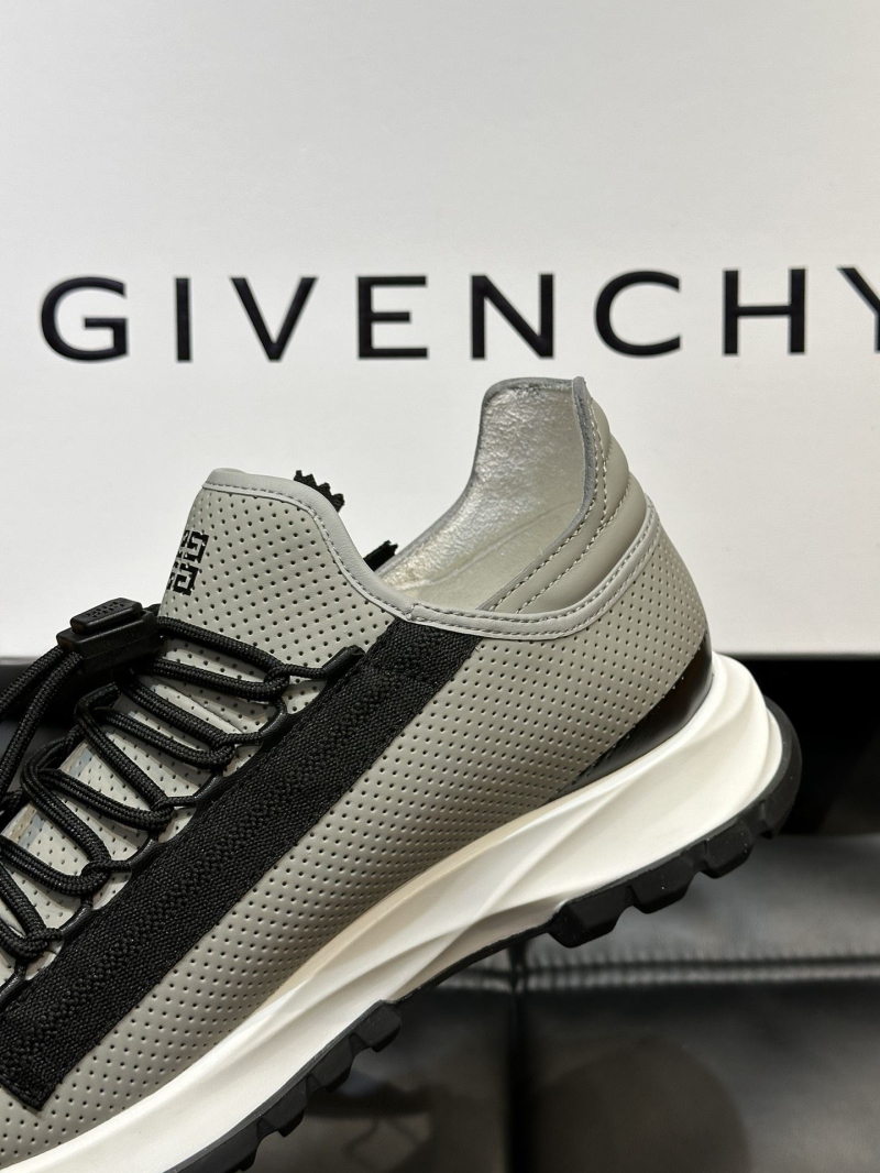 Givenchy Sneakers